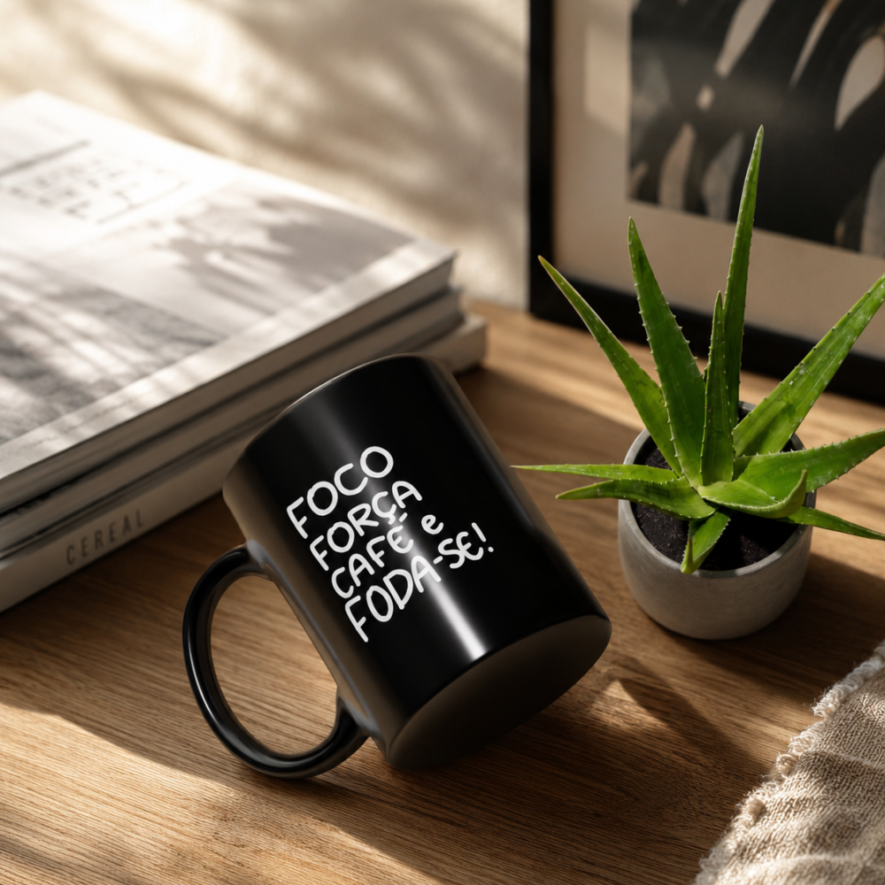 Caneca Porcelana 325ml Foco, Força, Café e Fod@-se!